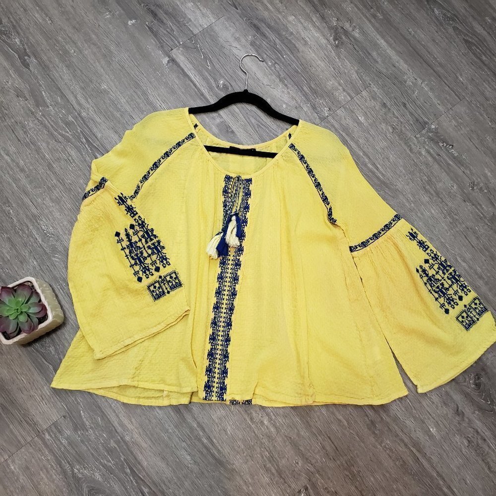 Gypsy 05 Global Village Embroidered Peasant Top S